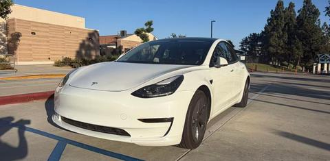 Tesla Model 3 2023