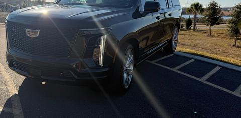 Cadillac Escalade ESV 2025