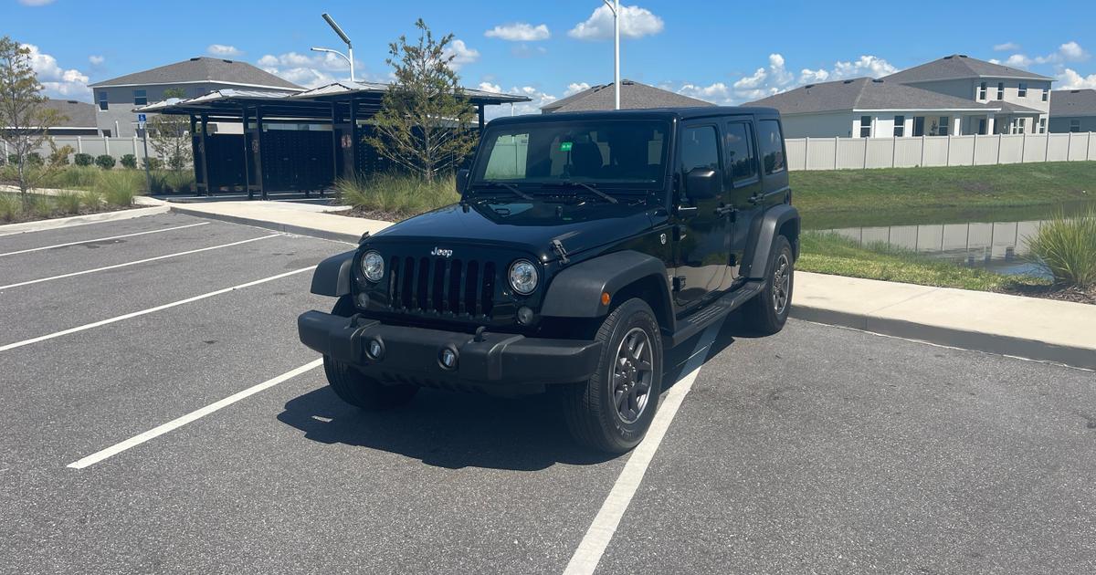 Jeep Wrangler Unlimited 2017 rental in Wimauma, FL by Jose R. Turo