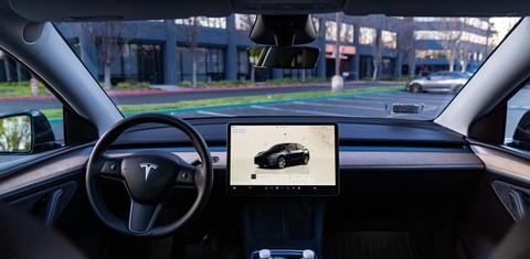 Tesla Model Y 2024