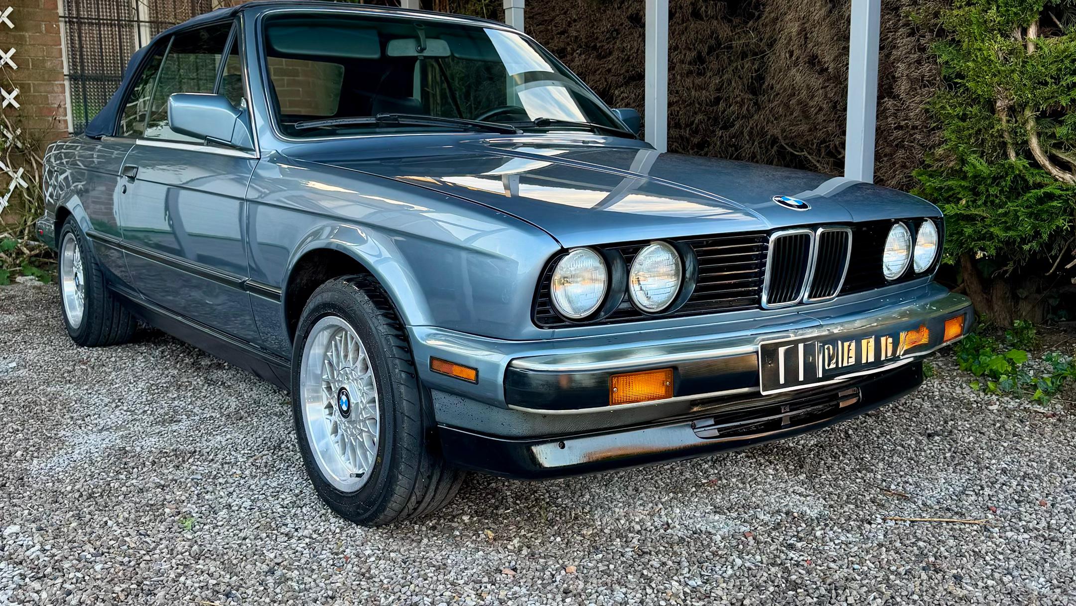 BMW 325i cabriolet 1989 à Ronchin