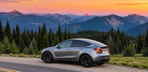 Tesla Model Y 2024
