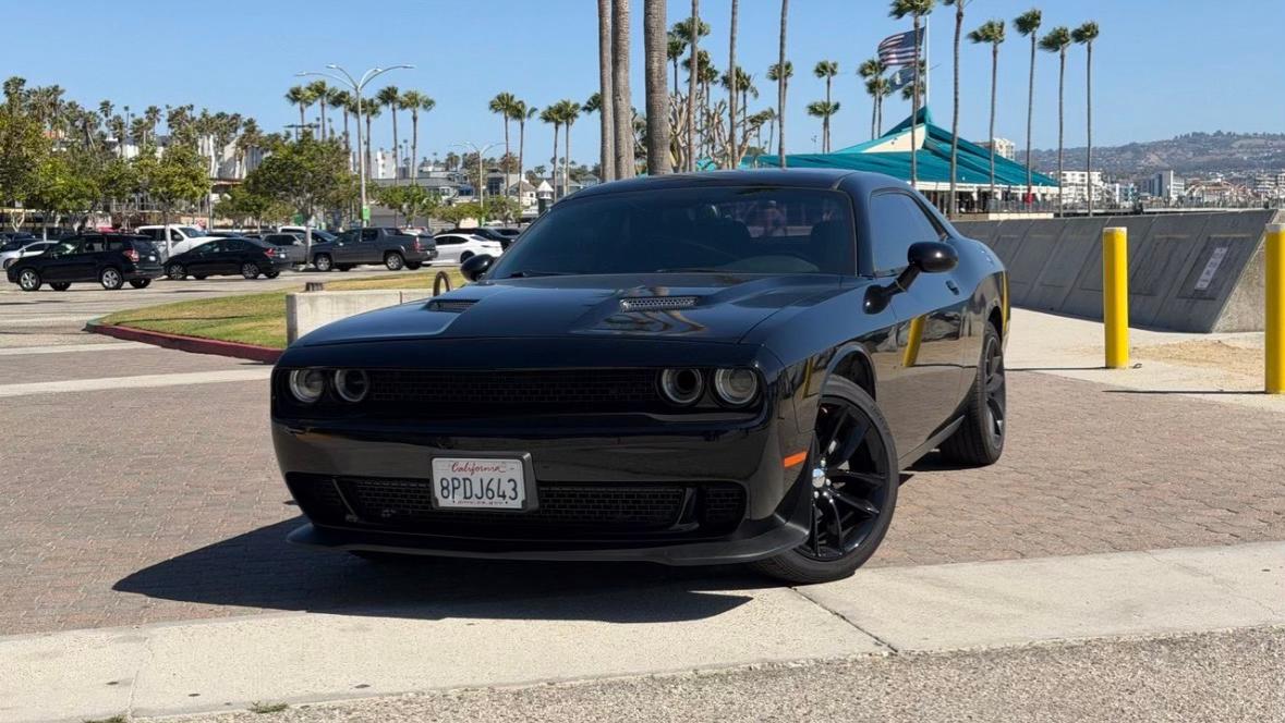 Dodge Challenger 2016 in Los Angeles, CA