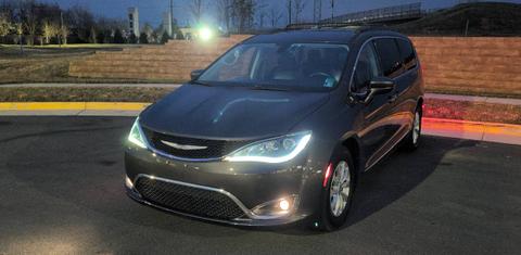 Chrysler Pacifica 2017