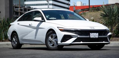 Hyundai Elantra 2025