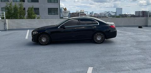 Mercedes-Benz C-Class 2024