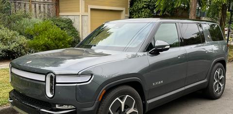 Rivian R1S 2024