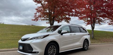 Toyota Sienna 2022