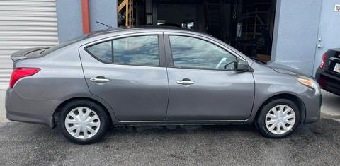 Nissan Versa 2016