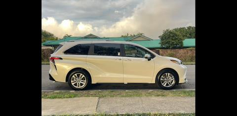 Toyota Sienna 2023