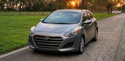 Hyundai Elantra GT 2017