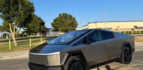 Tesla Cybertruck 2025