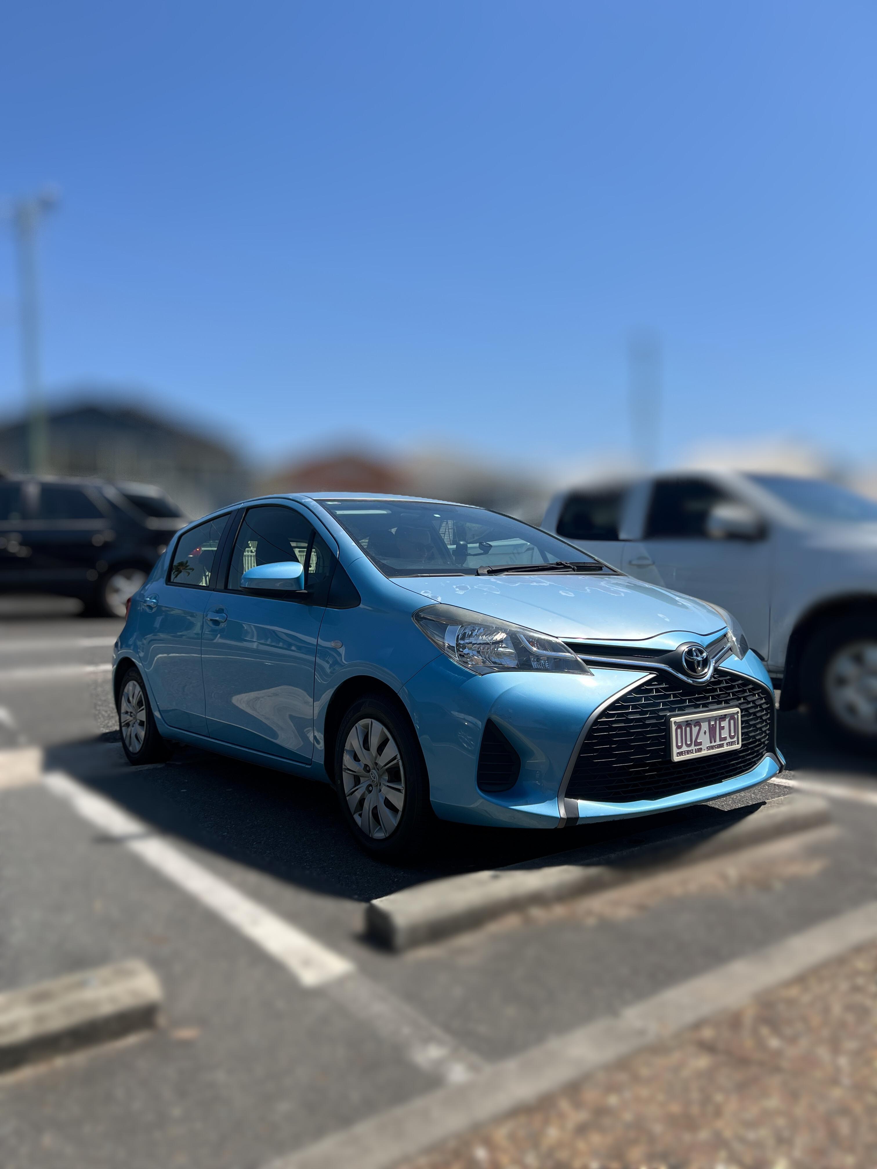 Toyota YARIS 2015 in 