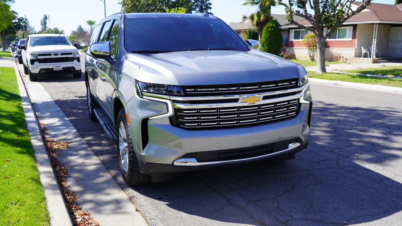 Chevrolet Suburban 2023 in Fresno, CA