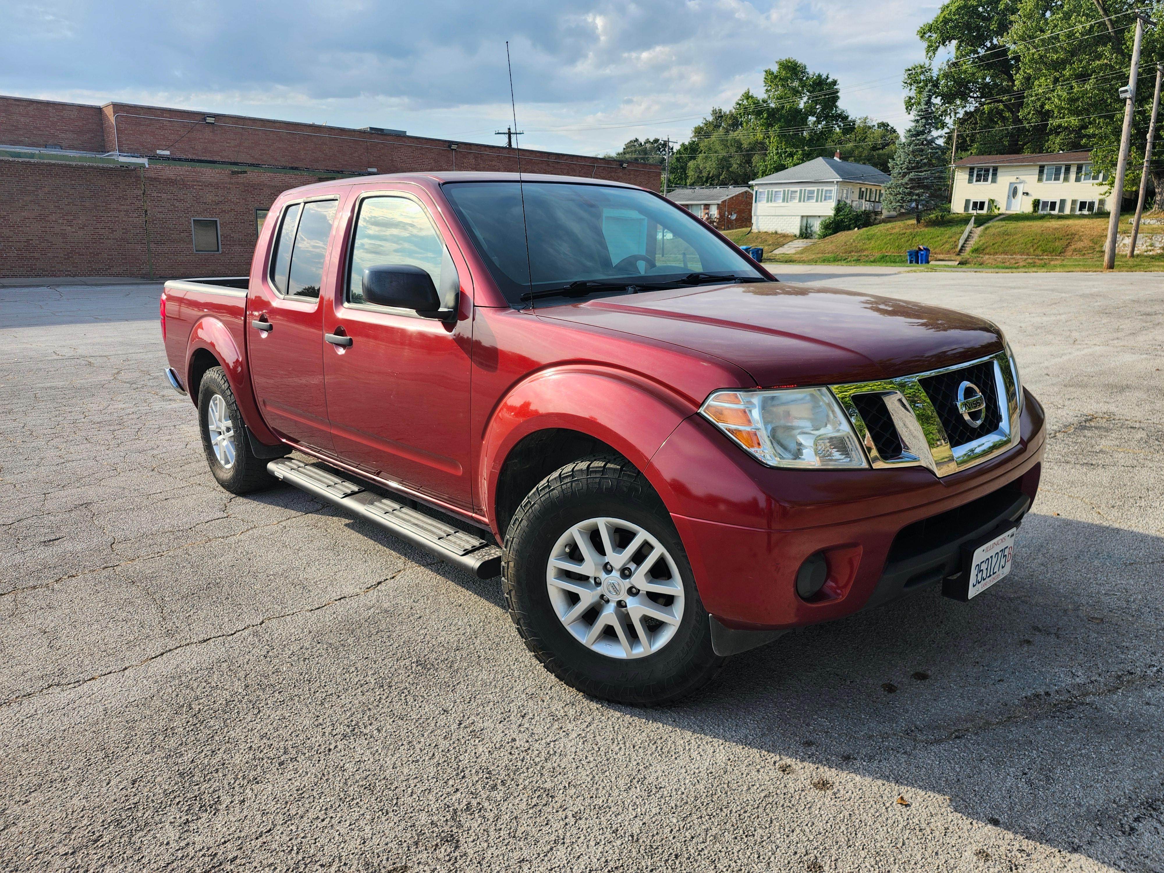 Nissan Frontier 2019 in East Alton, IL