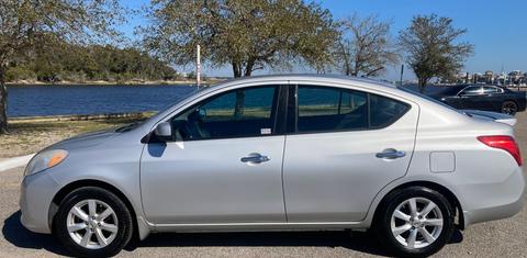 Nissan Versa 2014