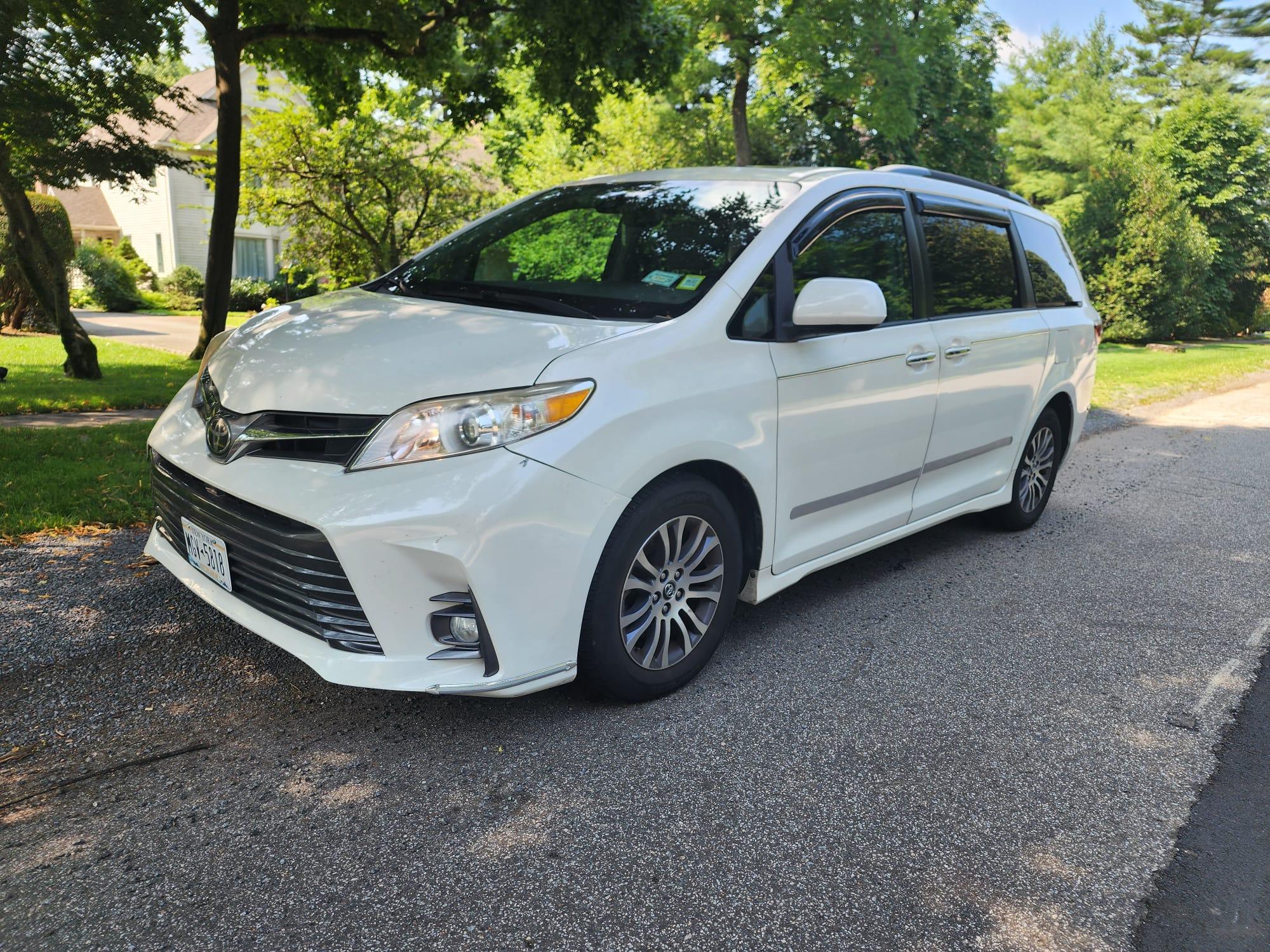Toyota Sienna 2018 in West Hempstead, NY