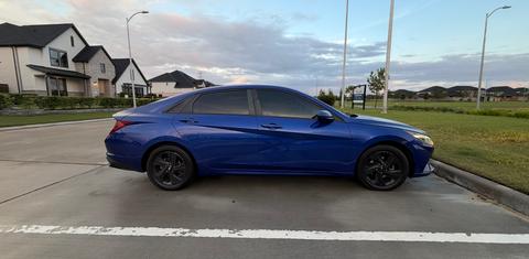 Hyundai Elantra 2021
