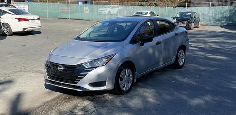 Nissan Versa 2024