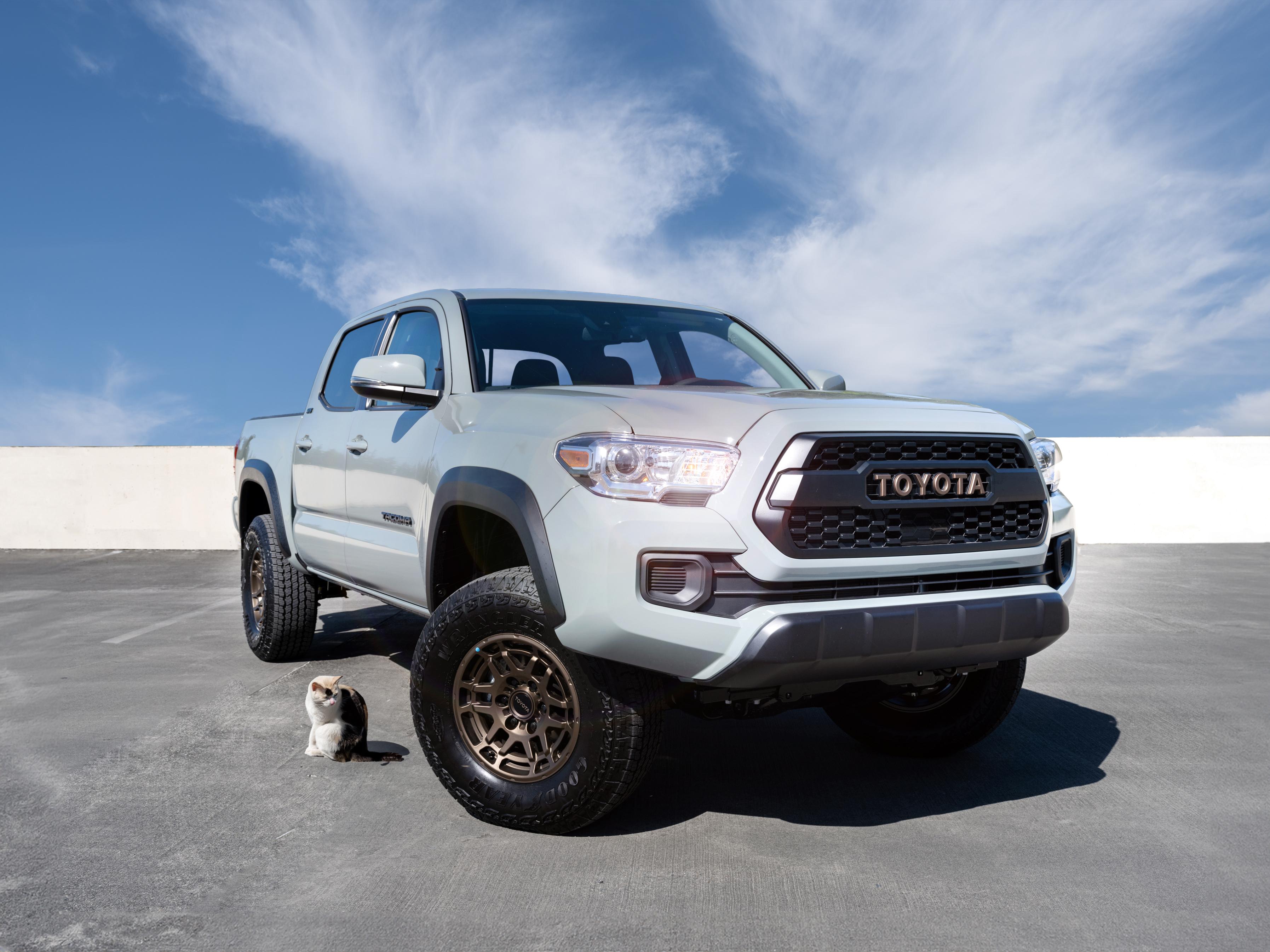 Toyota Tacoma 2023 in Renton, WA