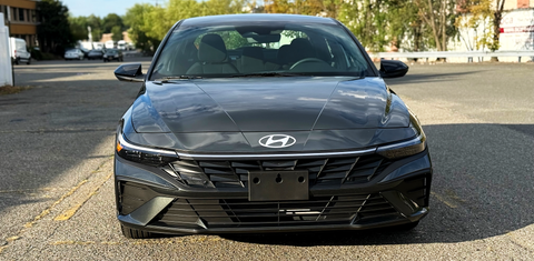 Hyundai Elantra 2025