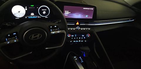 Hyundai Elantra 2025