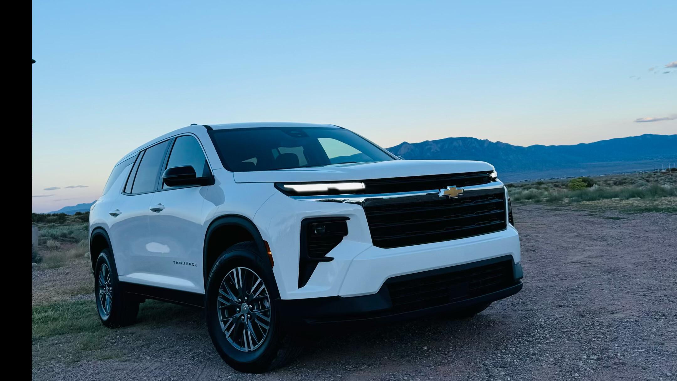 Chevrolet Traverse 2024 in Rio Rancho, NM