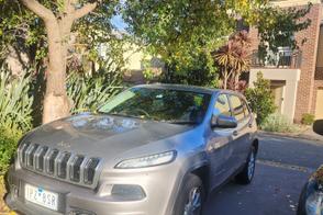 Jeep Cherokee car