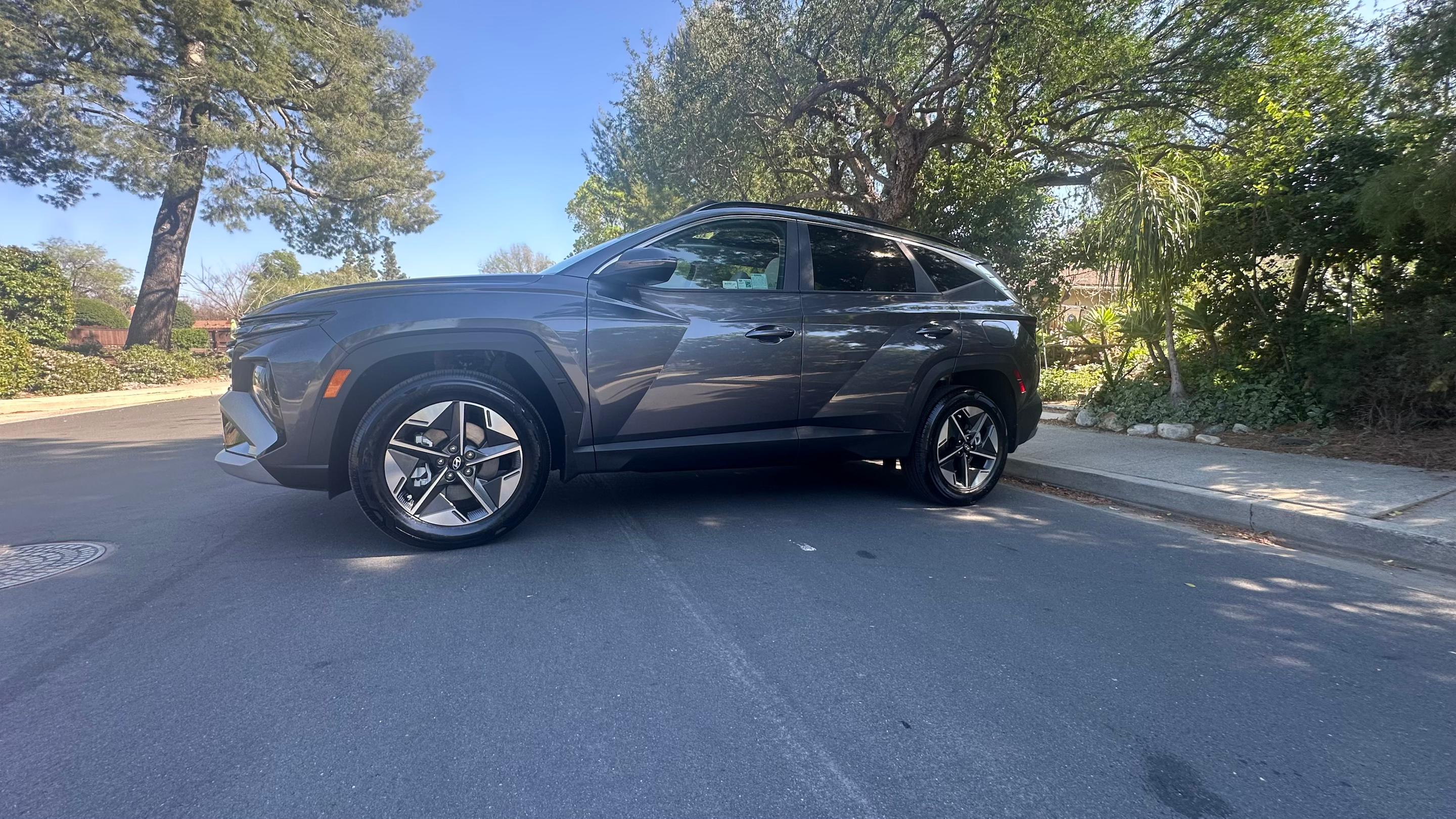 Hyundai Tucson Hybrid 2025 in 