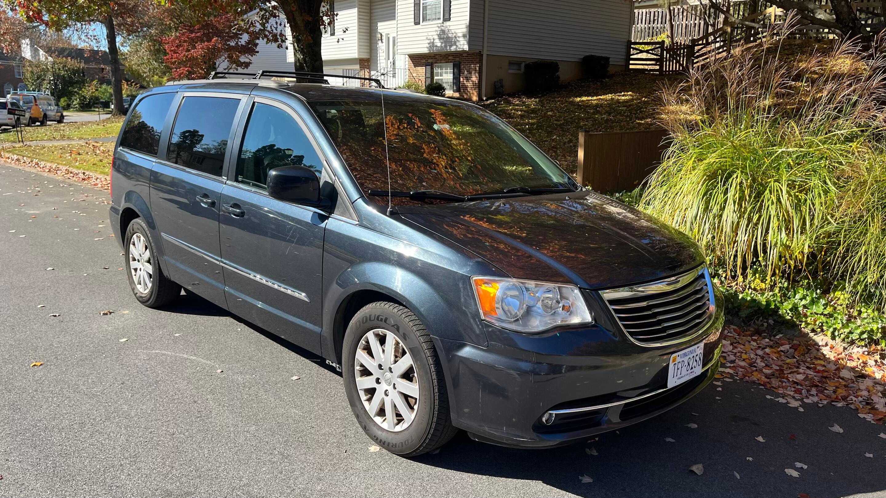 Chrysler Town & Country 2013 in 