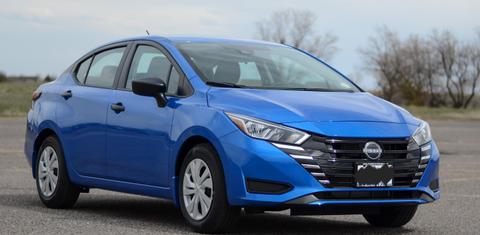 Nissan Versa 2023