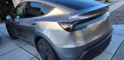 Tesla Model Y 2026