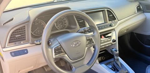 Hyundai Elantra 2017