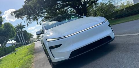 Tesla Model Y 2026