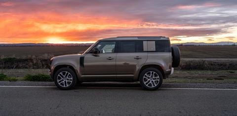 Land Rover Defender 2022