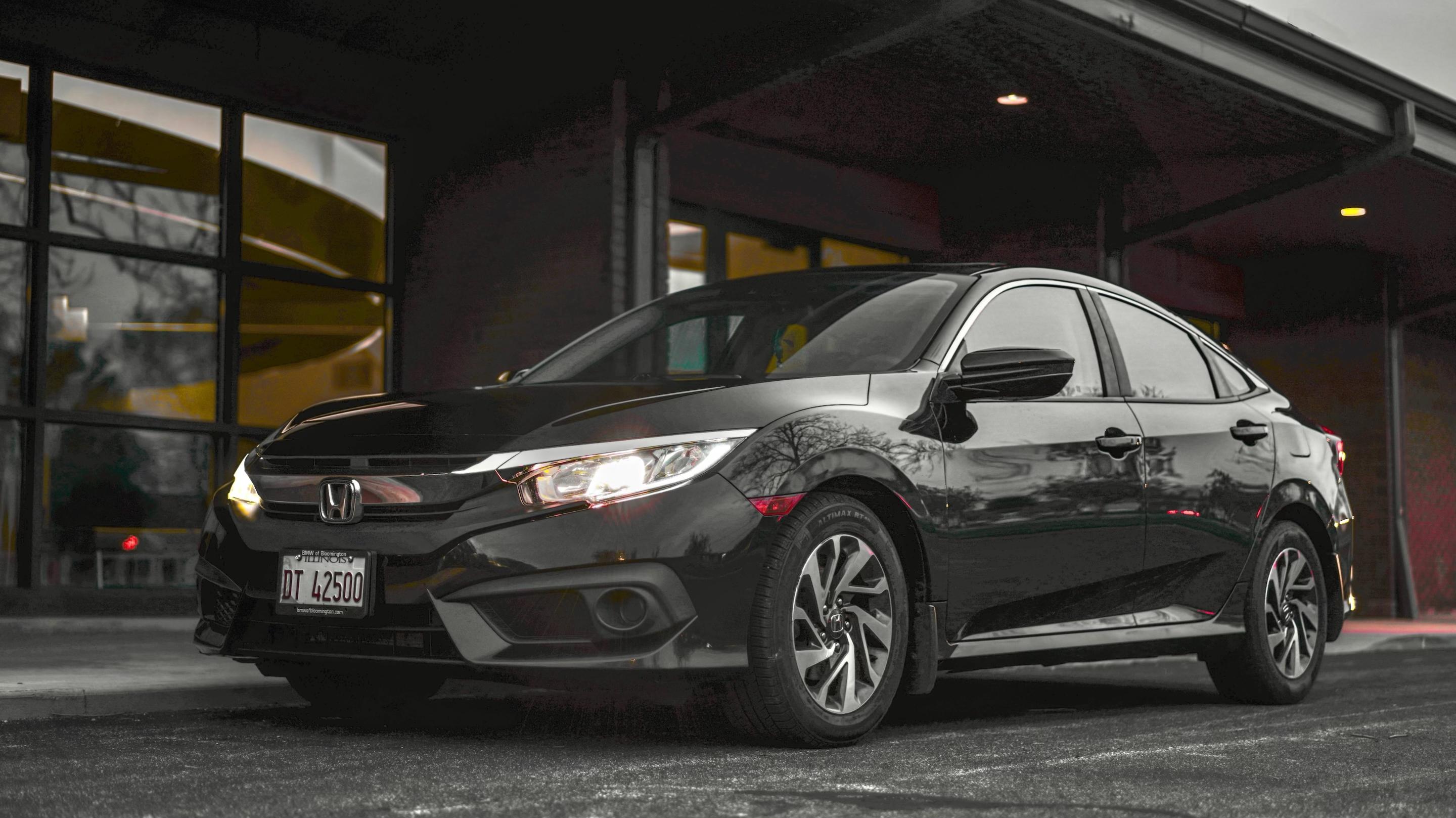 Honda Civic 2017 in Bloomington, IL