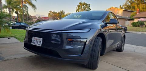 Tesla Model Y 2026