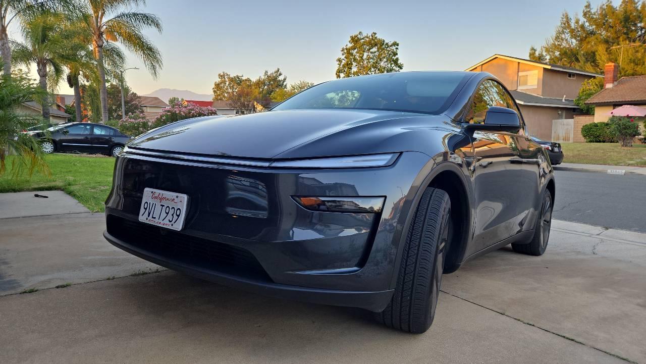 Tesla Model Y 2026 in Chino, CA
