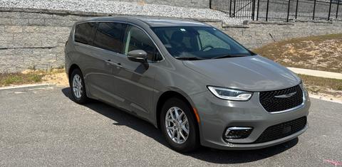 Chrysler Pacifica 2023