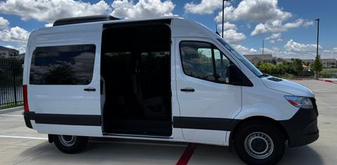 Mercedes-Benz Sprinter 2025