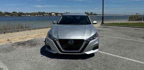 Nissan Altima 2021