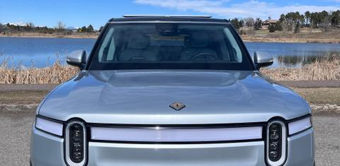 Rivian R1S 2023