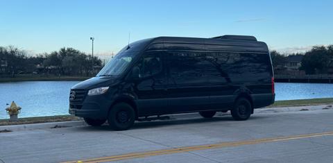 Mercedes-Benz Sprinter 2025