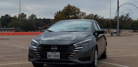 Nissan Versa 2025