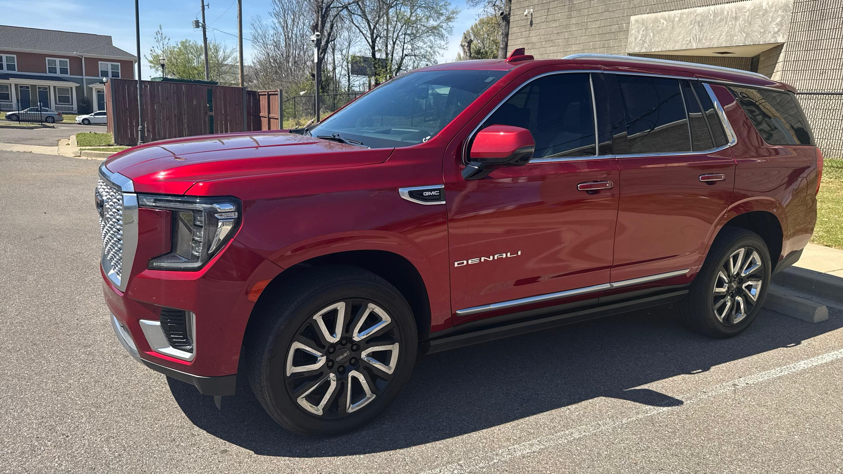 GMC Yukon 2021 in Memphis, TN