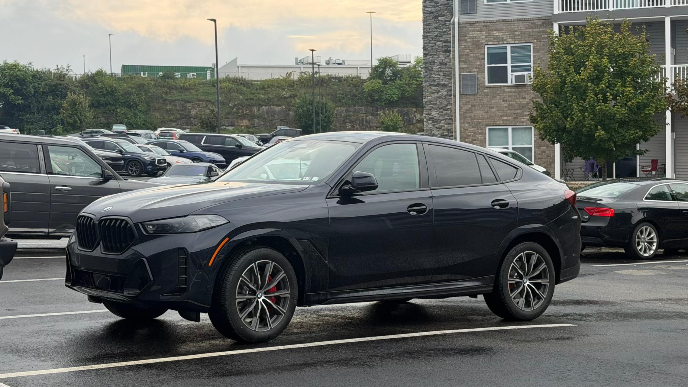 BMW X6 2027 in Bridgeport, WV