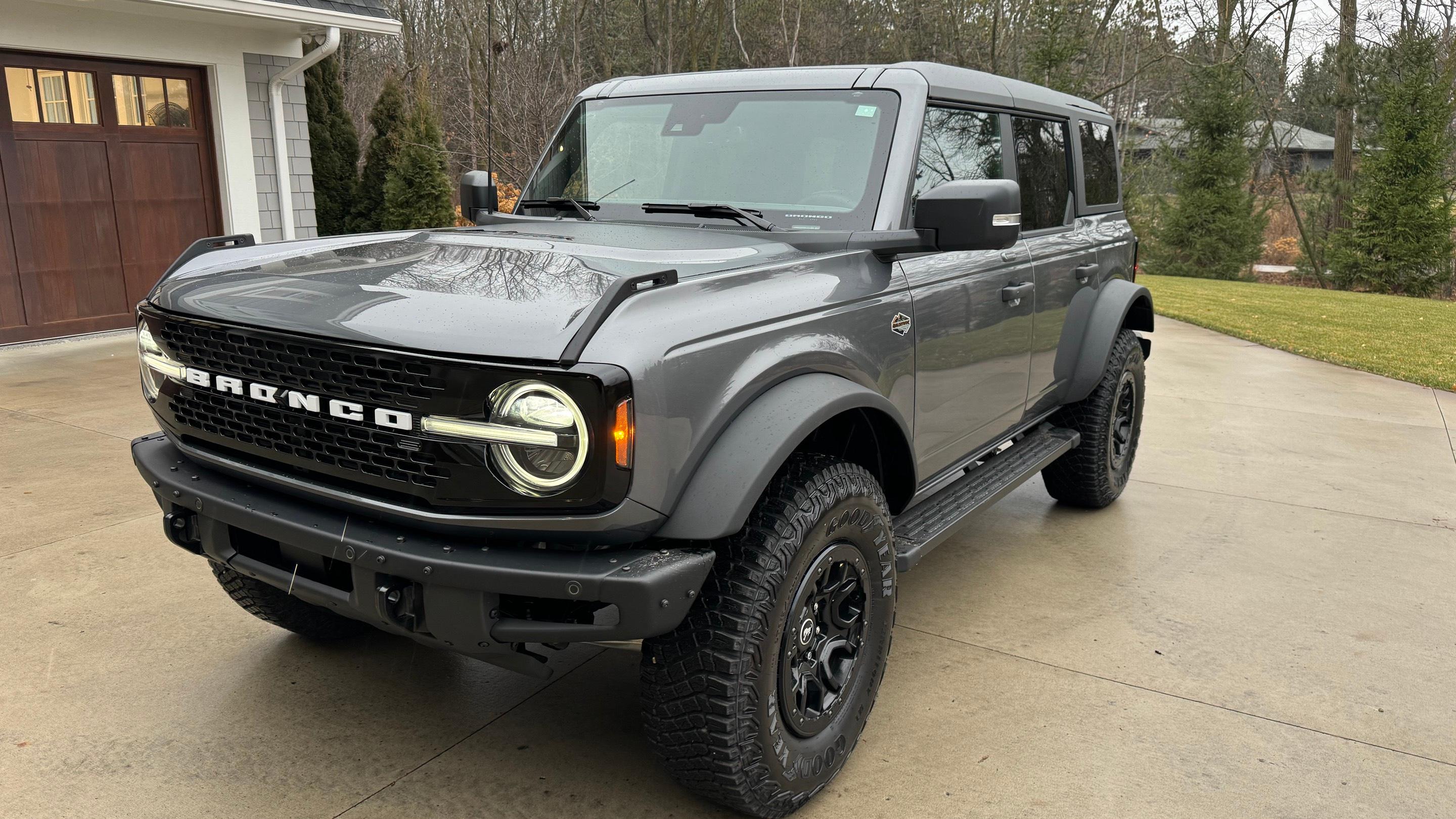 Ford Bronco 2023 rental in Long Lake, MN by Black Tie Rental Cars .. | Turo
