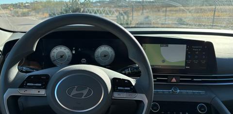 Hyundai Elantra 2024