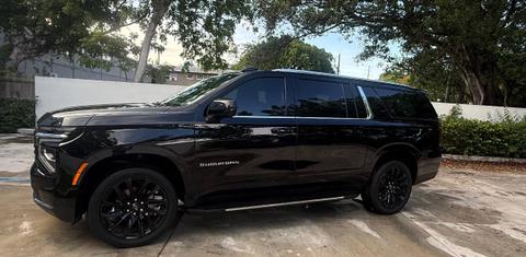 Chevrolet Suburban 2025