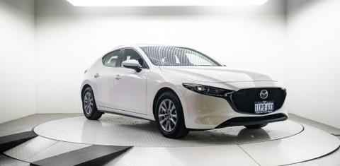 Mazda MAZDA3 2025